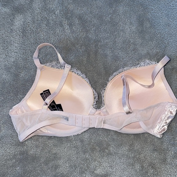 Victorias Secret Very Sexy push up size 34B - Picture 2 of 2